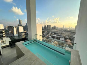 Stylish 2 Bedroom Apartment With Private Pool Jvc